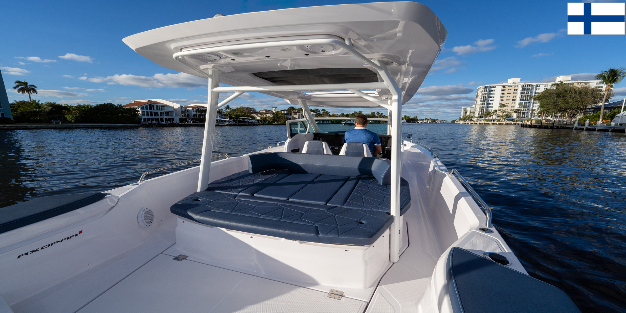 31' 2025 Axopar Sun Top - Boca Image 3