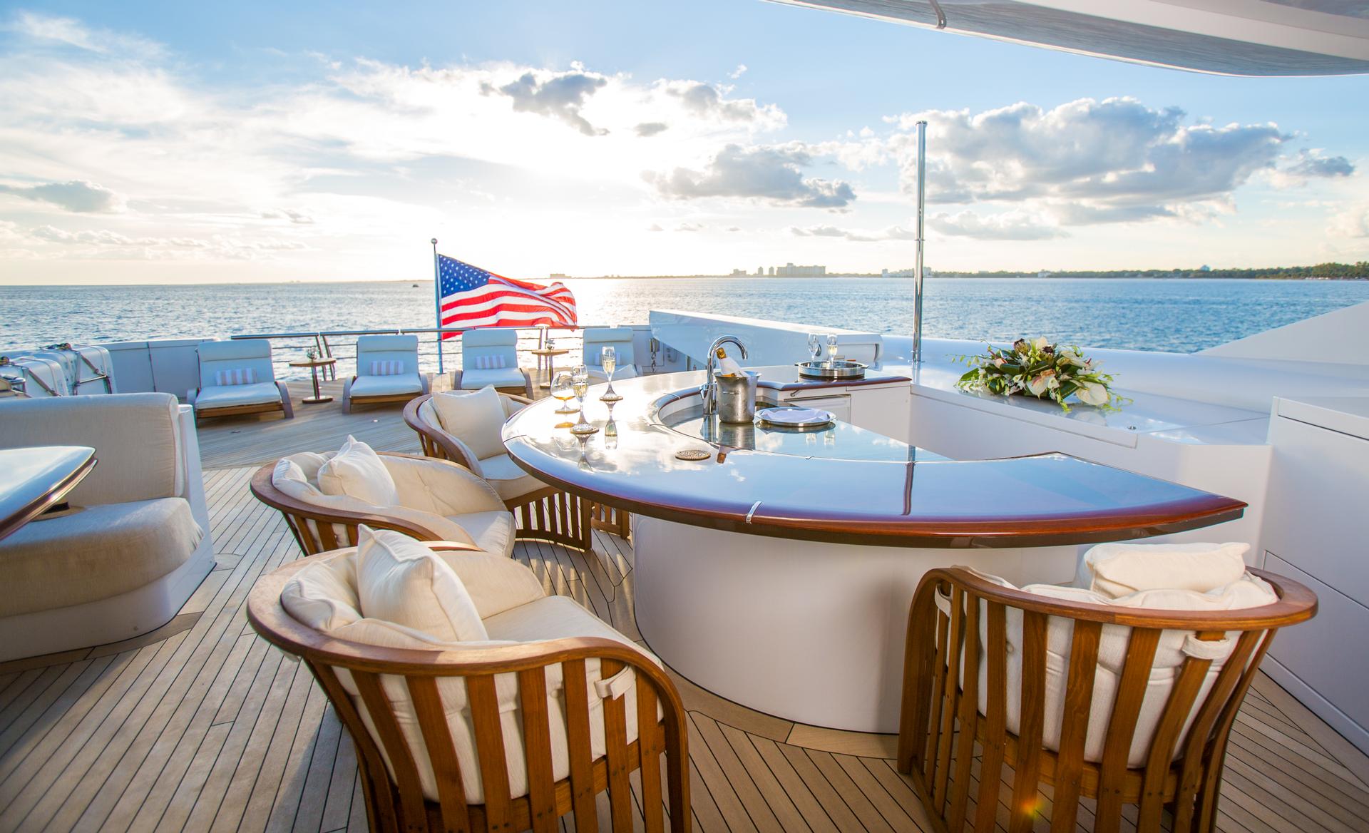 154' 2014 MEGA YACHT - Boca Image 2