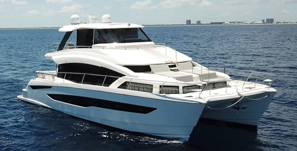 54' 2022 Aquila Catamaran - Delray Image 3