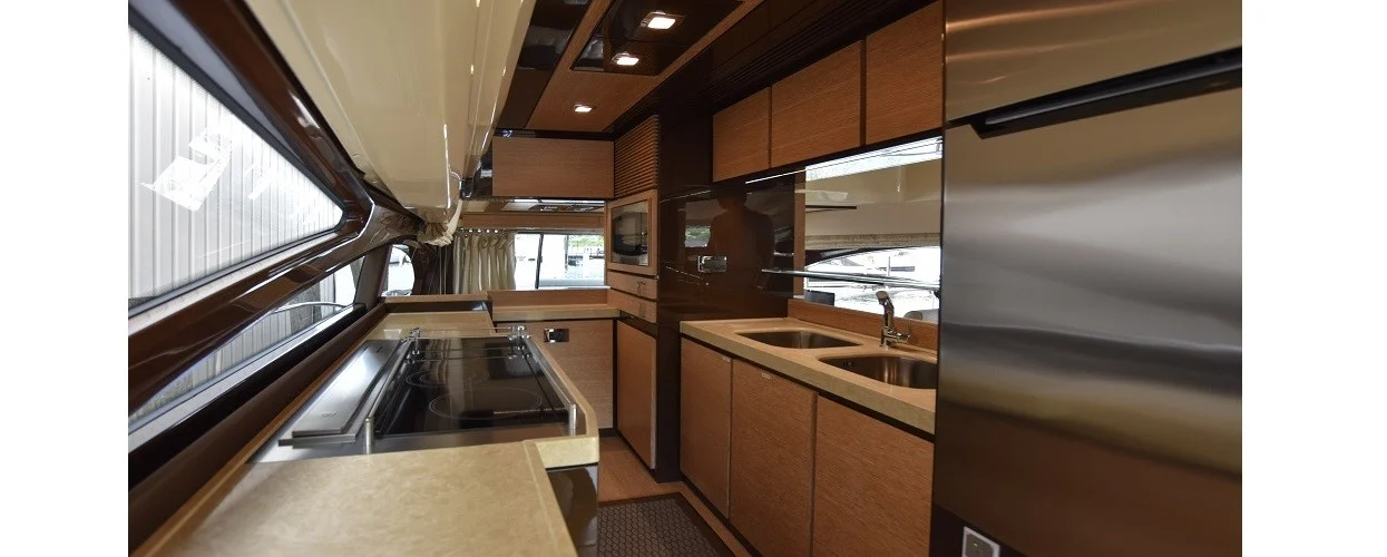 70' AZIMUT + JETSKI - Boca Image 3