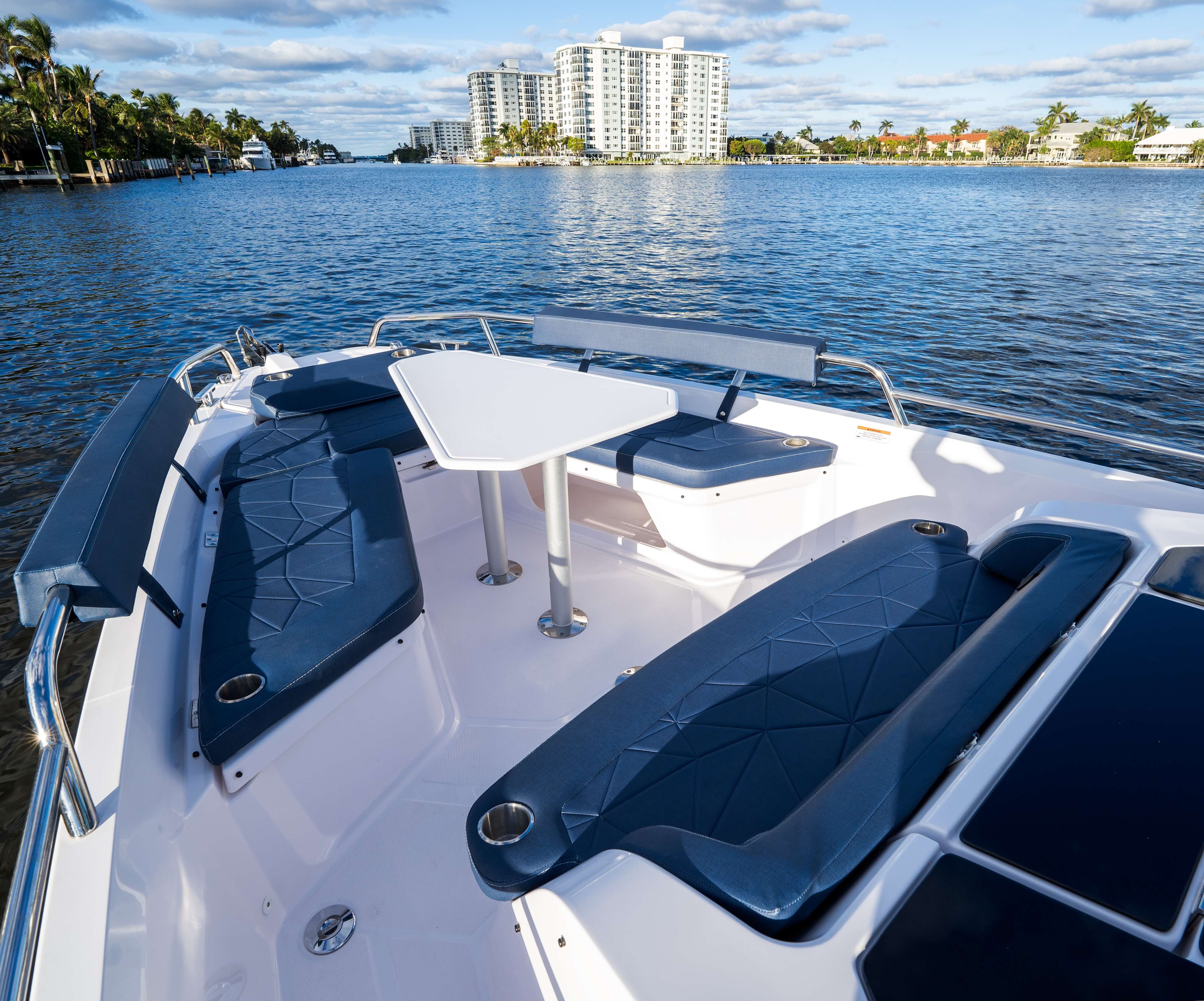 31' 2025 Axopar Sun Top - Boca Image 2