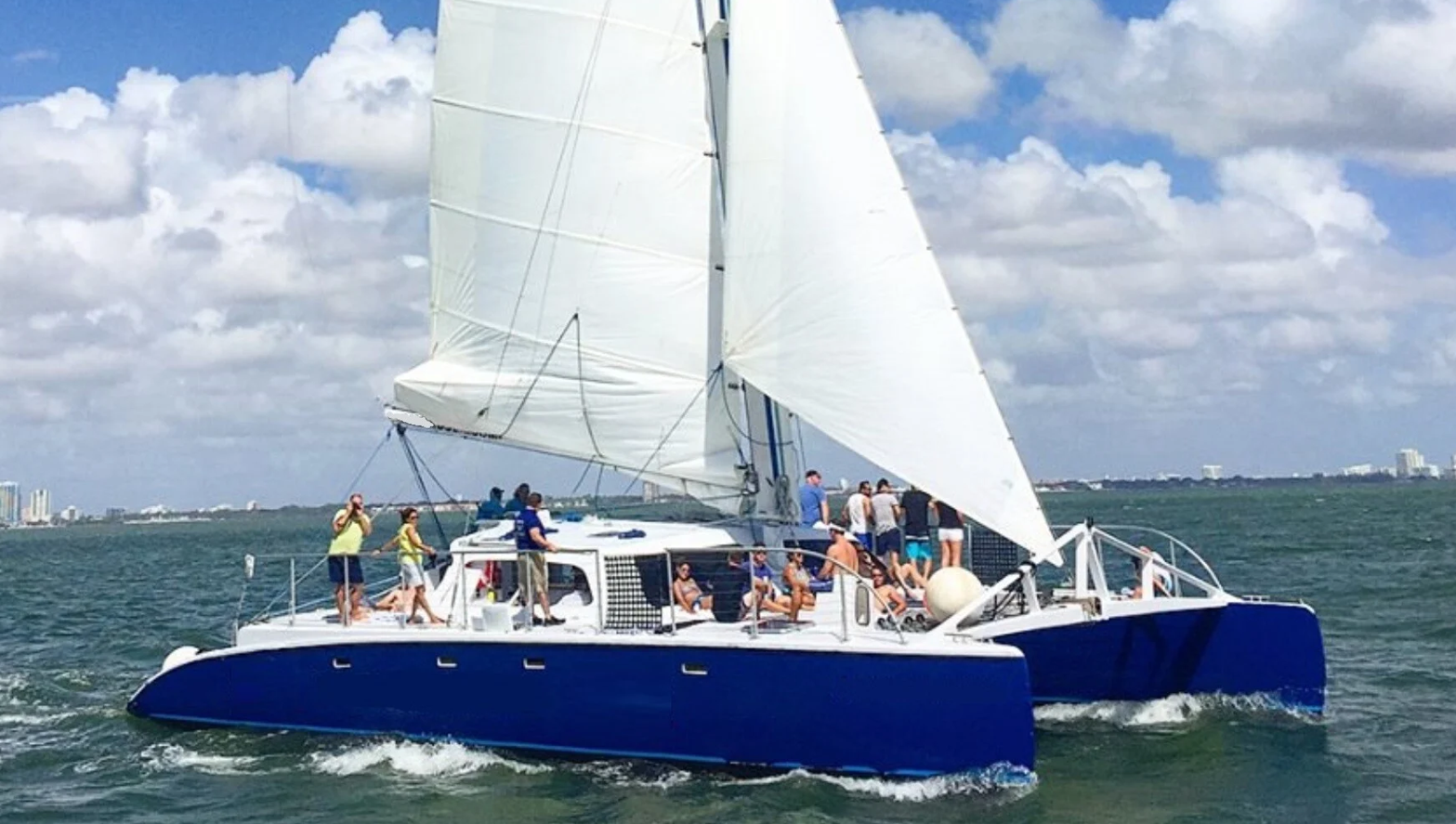 Yacht Party 101: How to Host a Stylish Celebration in Boca Raton